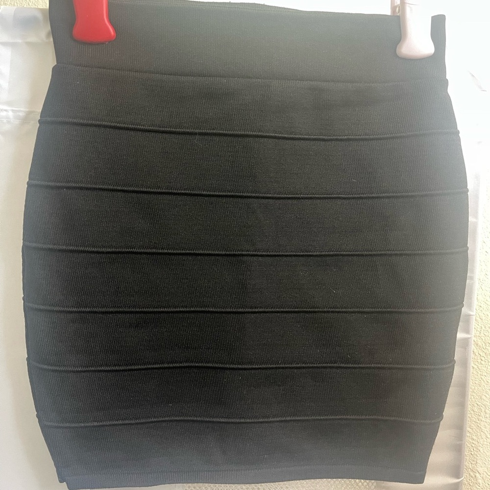 Love Culture Black Pencil Skirt